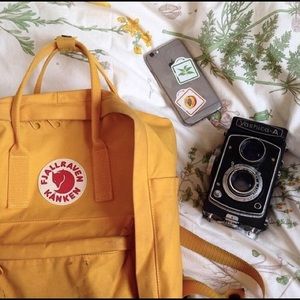 Fjällräven Kånken Backpack; Ochre (Yellow)